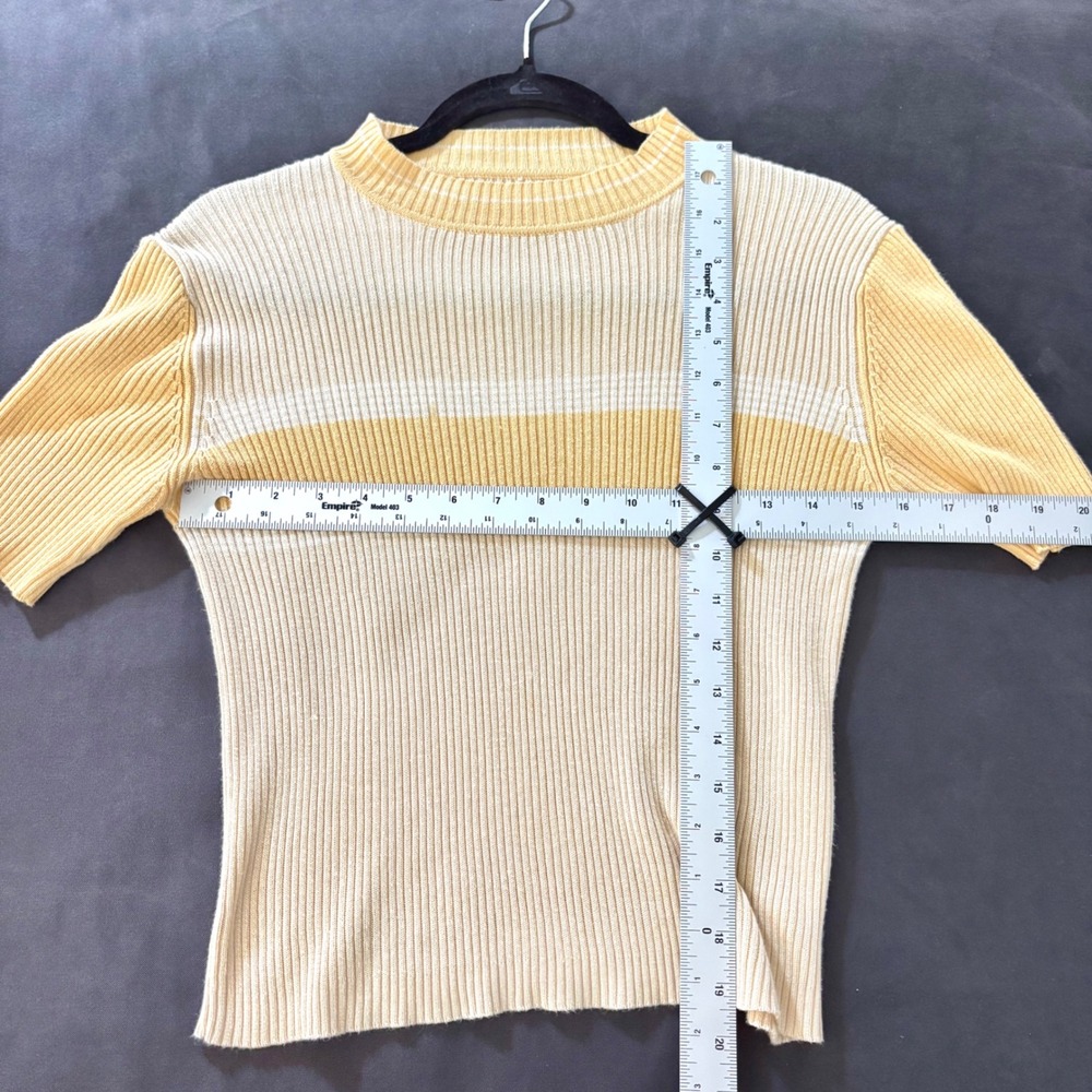 Yellow & Cream Color-Block Ribbed Knit Top - Picture 4 of 6